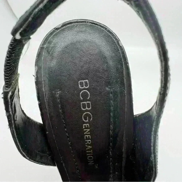 BCBGeneration Vintage Black Heels Sz 7 - Picture 2 of 16